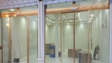 7 طرح درب شیشه ای اتوماتیک کشویی دو لت