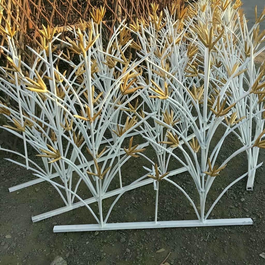 خرید حفاظ لیلیوم دیوار لوکس ویلا با بررسی فنی