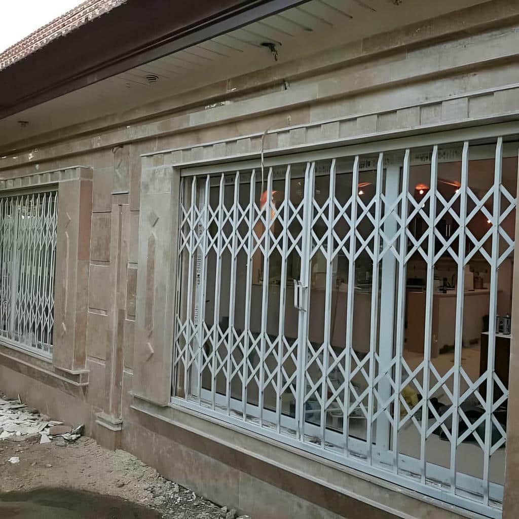 قیمت حفاظ پنجره طرح دار لیزری وابسته به متریال و اجرا