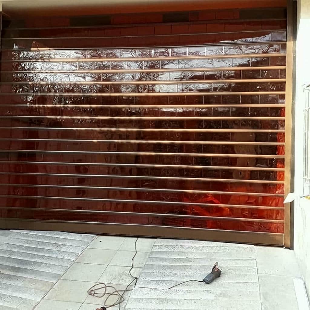سفارش درب کرکره ای برقی مغازه با ریل استاندارد