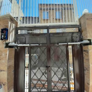 13 نمونه جک درب حیاط سنگین شاسی دار