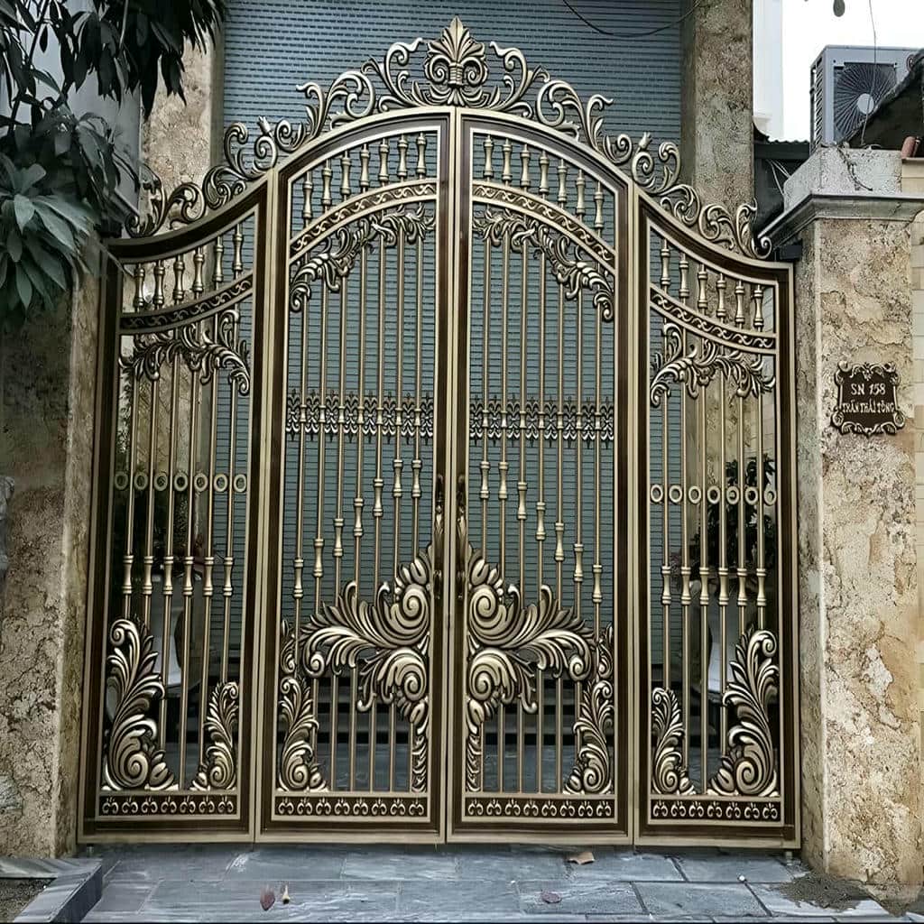 فروش درب حیاط قاب فلزی با پوشش ضدخوردگی کامل
