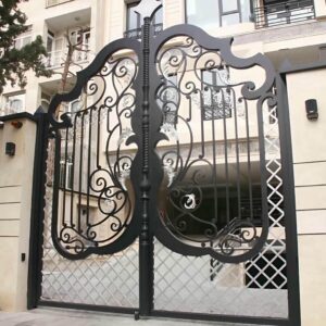 7 مدل درب حیاط مشبک نورگیر