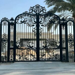14 طرح درب پارکینگ لولایی ستون دار
