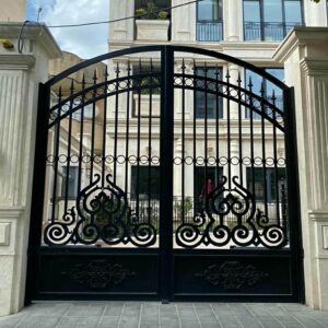 12 مدل درب فلزی دو لنگه پارکینگ