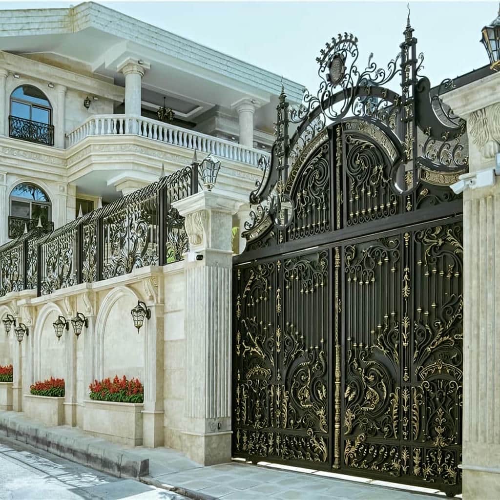 سفارش درب حیاط CNC پنل مشبک با طراحی متناسب با دهانه