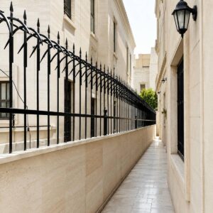 7 مدل حفاظ دیوار کوتاه حیاط