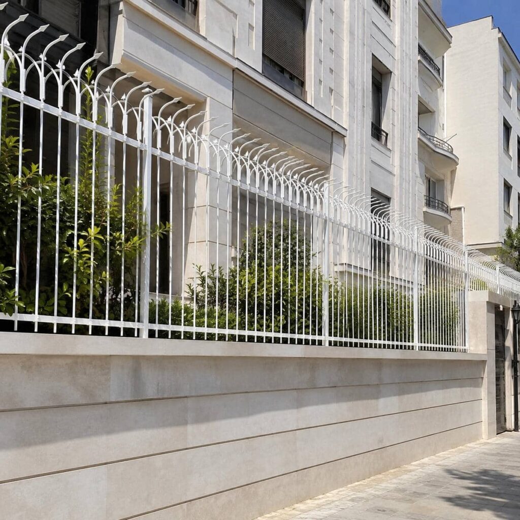 خرید حفاظ دیوار سیم خاردار ترکیبی با بررسی فنی سیم