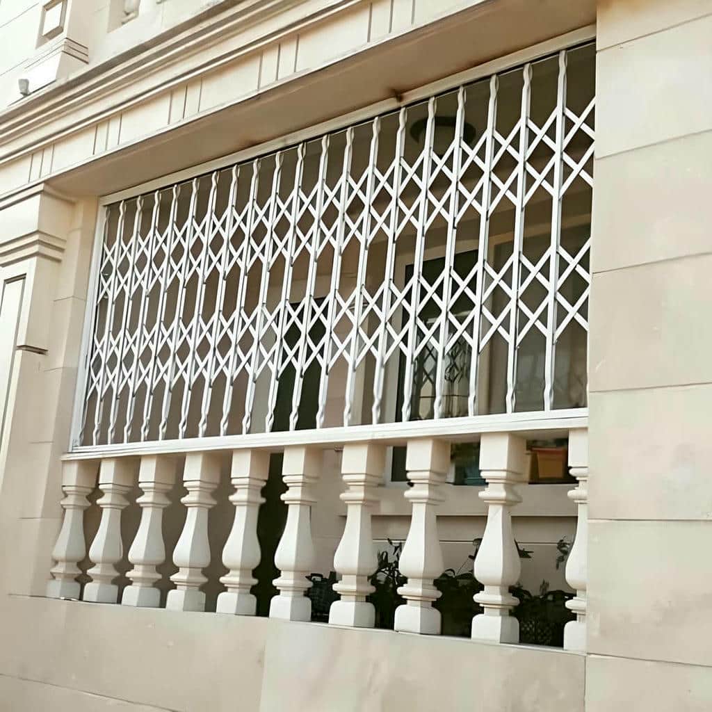 خرید حفاظ پنجره ریلی بازشو با پروفیل آهنی مقاوم