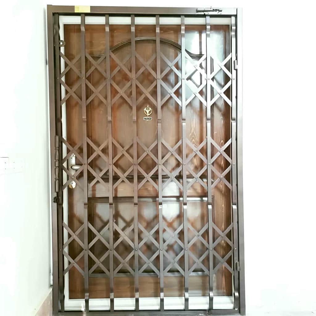 درب آکاردئونی فلزی ورودی