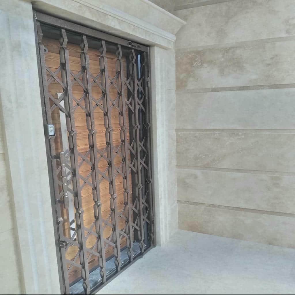 درب آکاردئونی آپارتمان فلزی