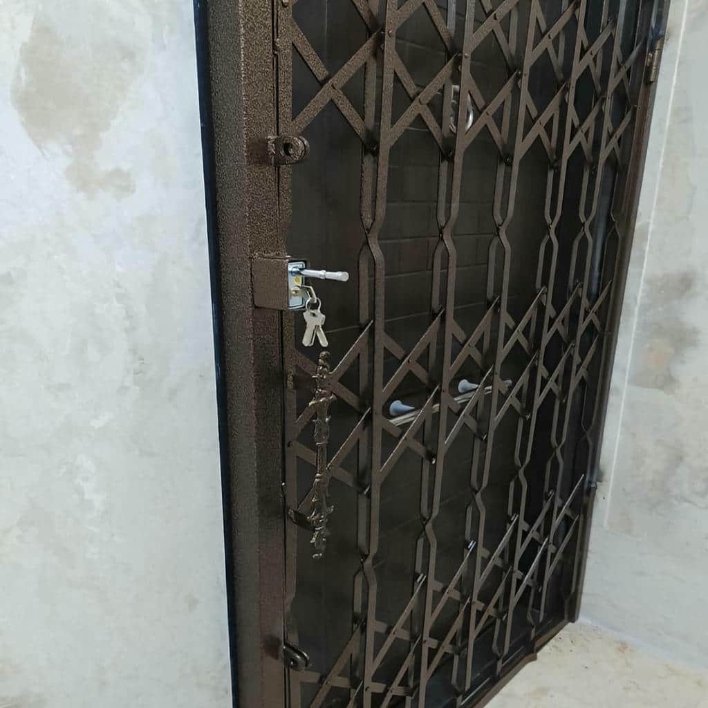 درب آکاردئونی جمع شونده
