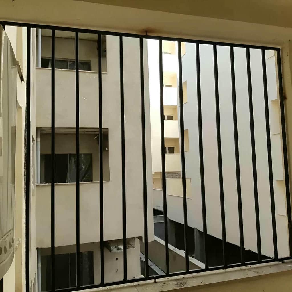 حفاظ فرفورژه پنجره نمای کلاسیک