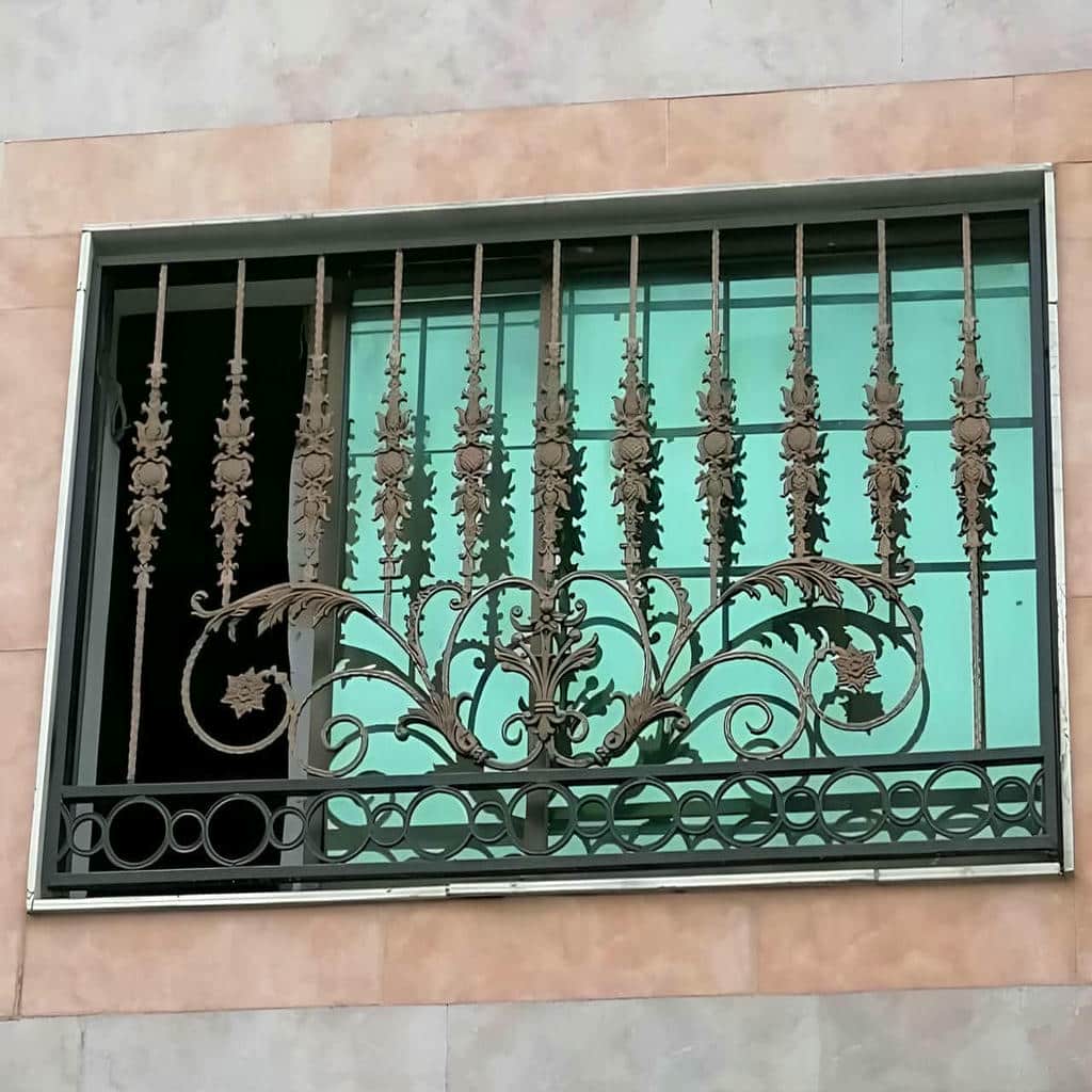 طراحی محافظ پنجره بزرگ
