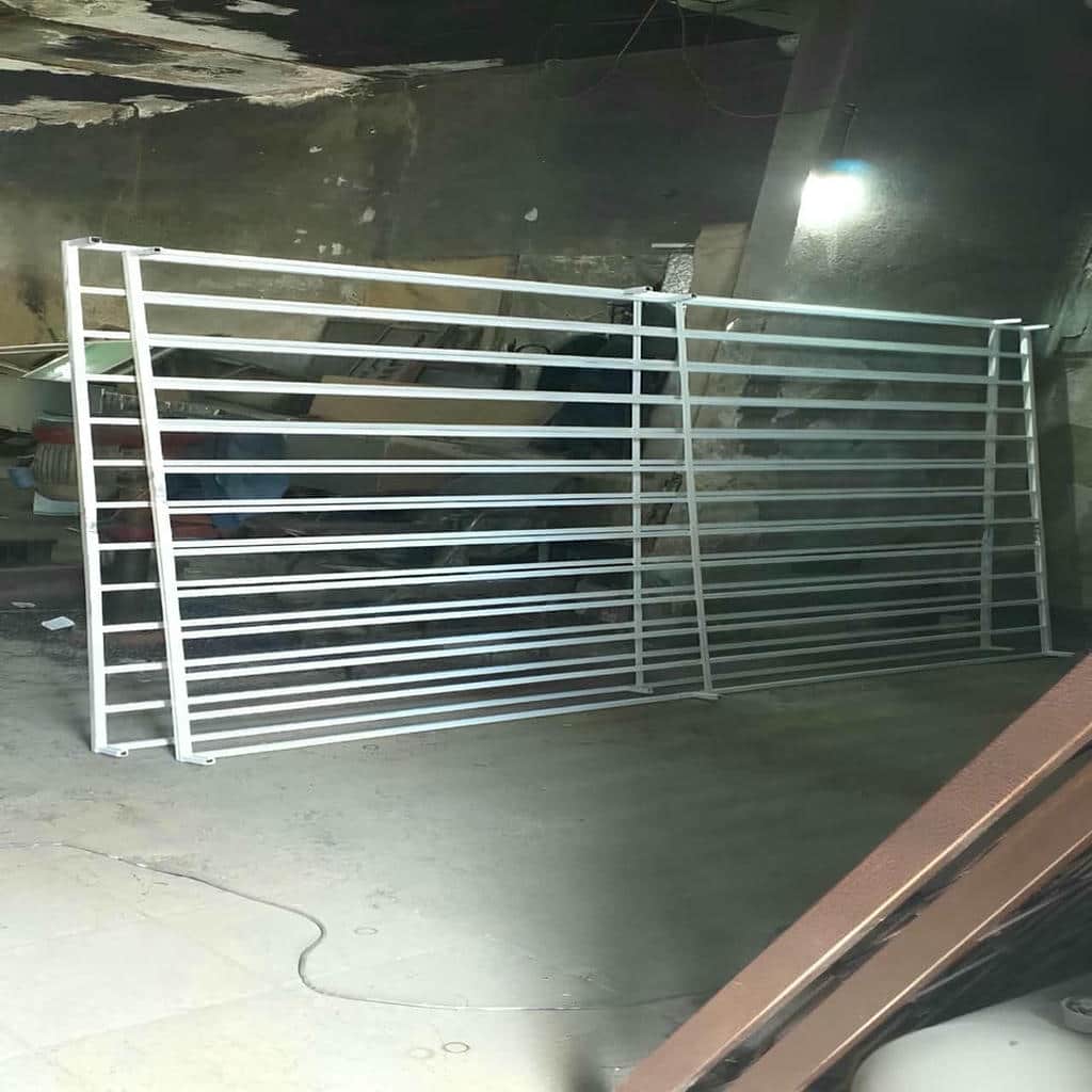 حفاظ پنجره مسکونی با طراحی مدرن