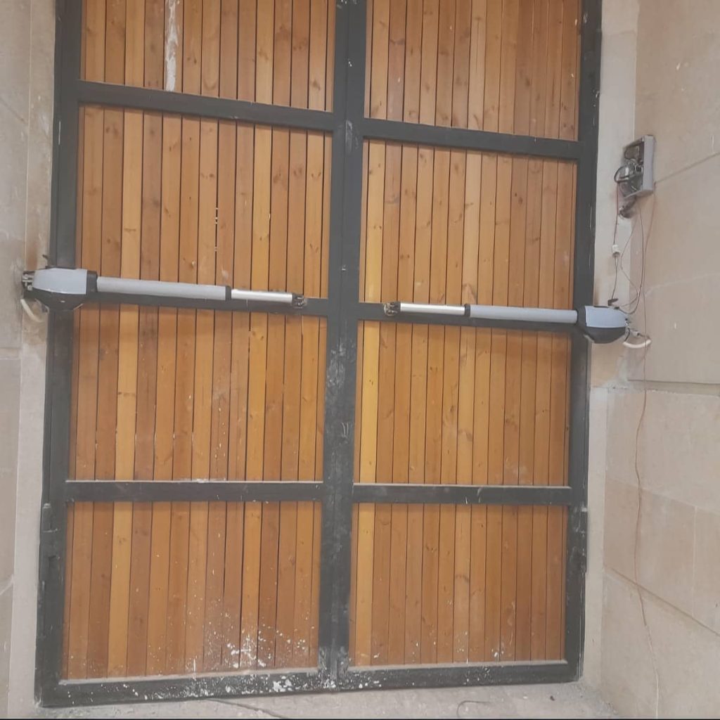 جک درب پارکینگ بازویی فلزی