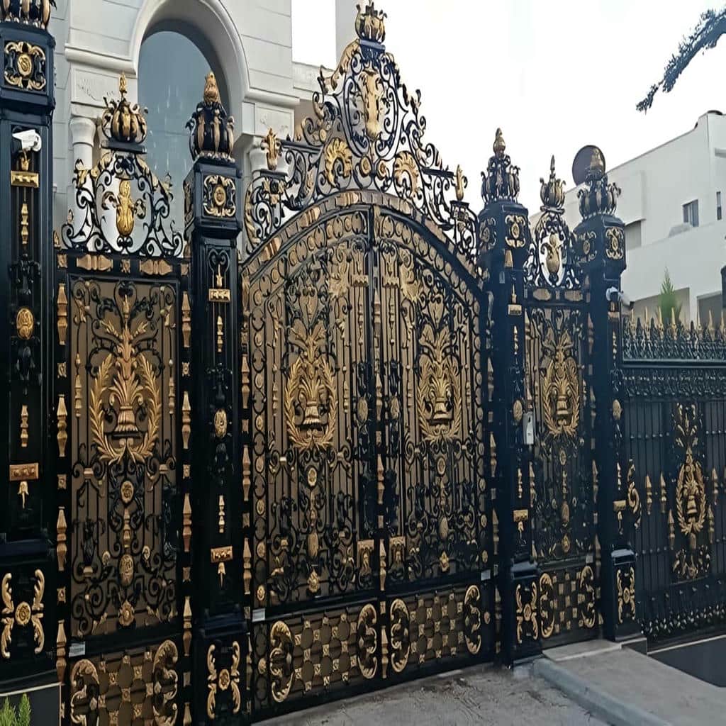 درب فلزی پارکینگ پرتردد درب فلزی پارکینگ پرتردد