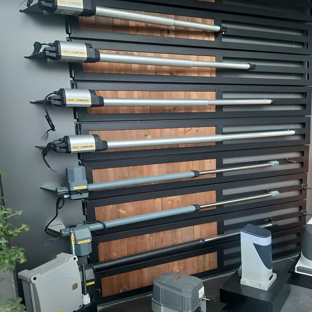 جک درب پارکینگ یاسوج نصب تخصصی ورودی