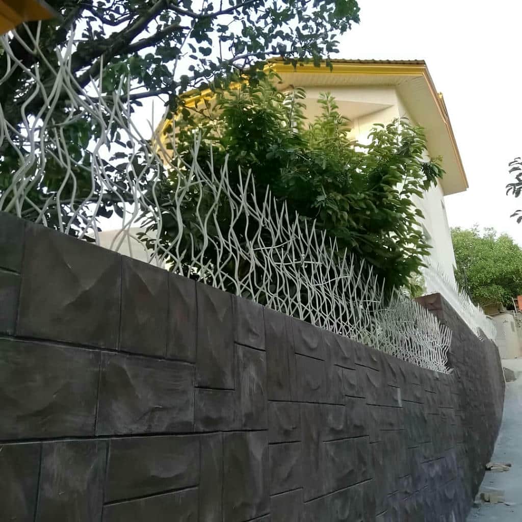 حفاظ دیوار فلزی بیرجند با طرح شاخ گوزنی