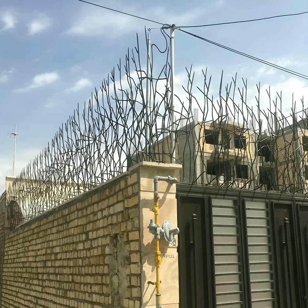 حفاظ روی دیوار شیک شیراز