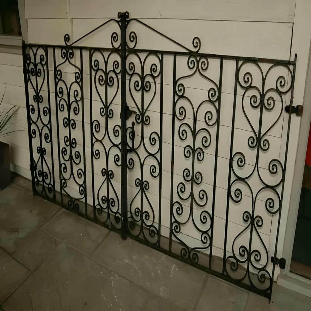 حفاظ پنجره استان خراسان رضوی برای بازسازی