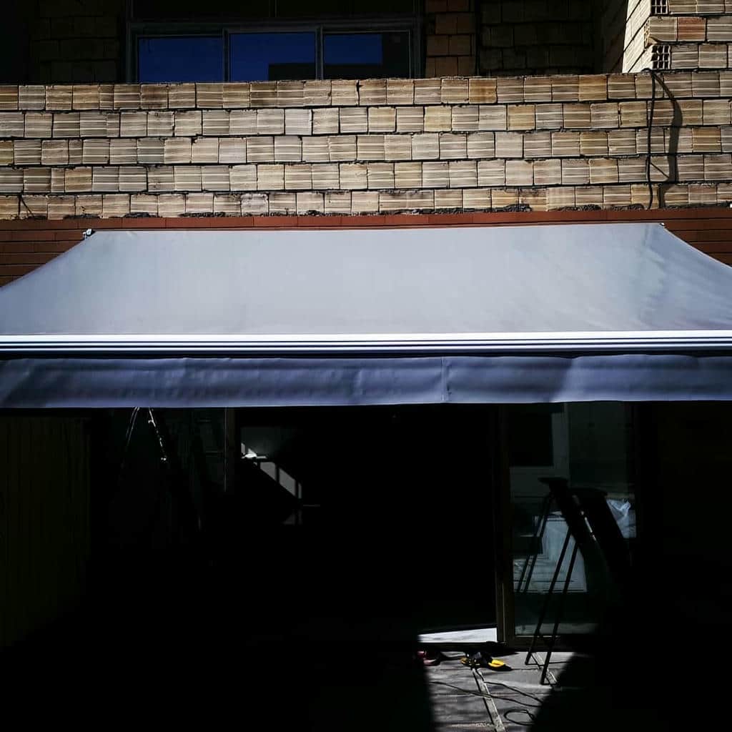 سایبان برقی بندرعباس پوشش متحرک نما