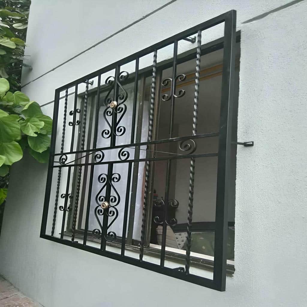محافظ پنجره فلزی پروژه مسکونی