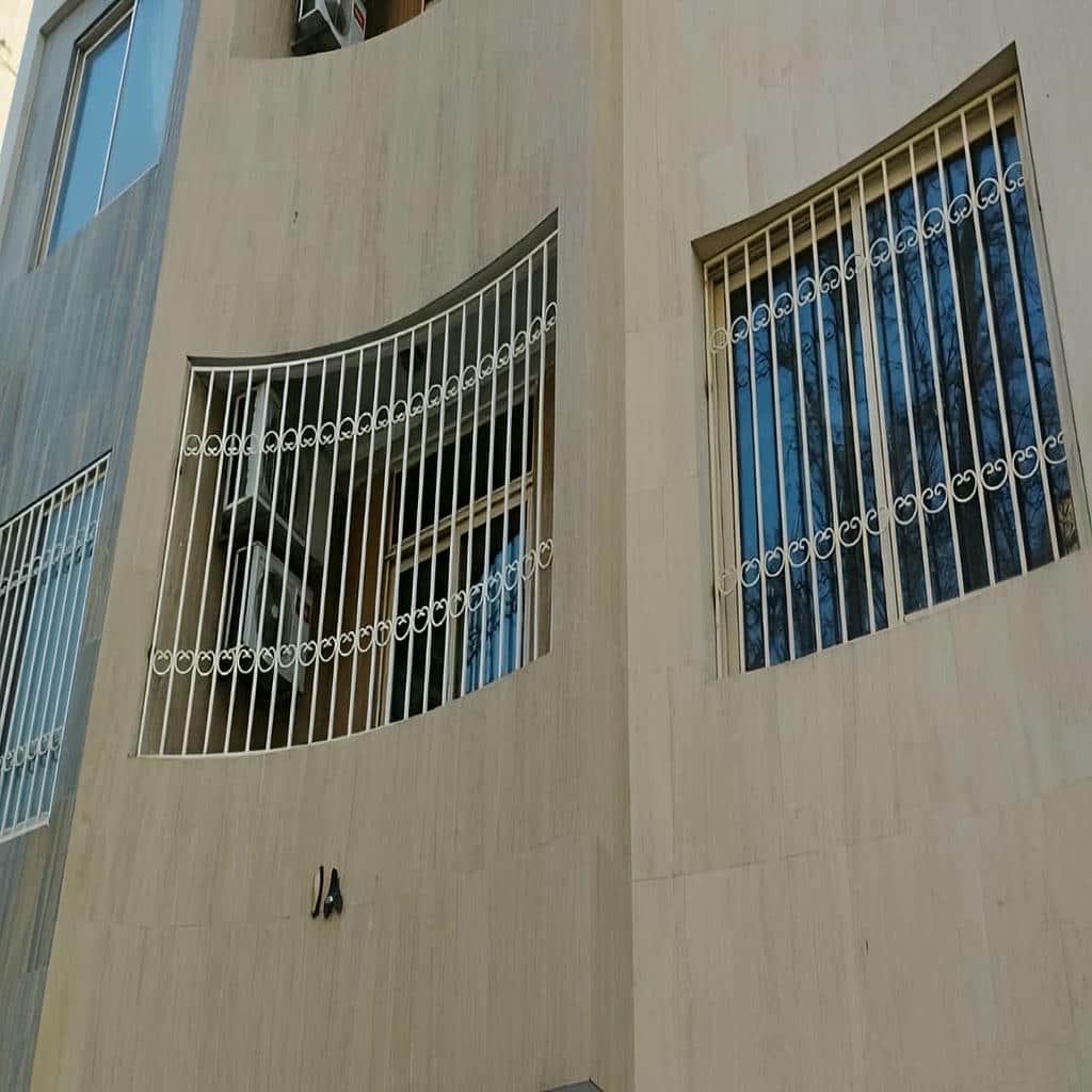 مدل حفاظ پنجره سفارشی ساختمان