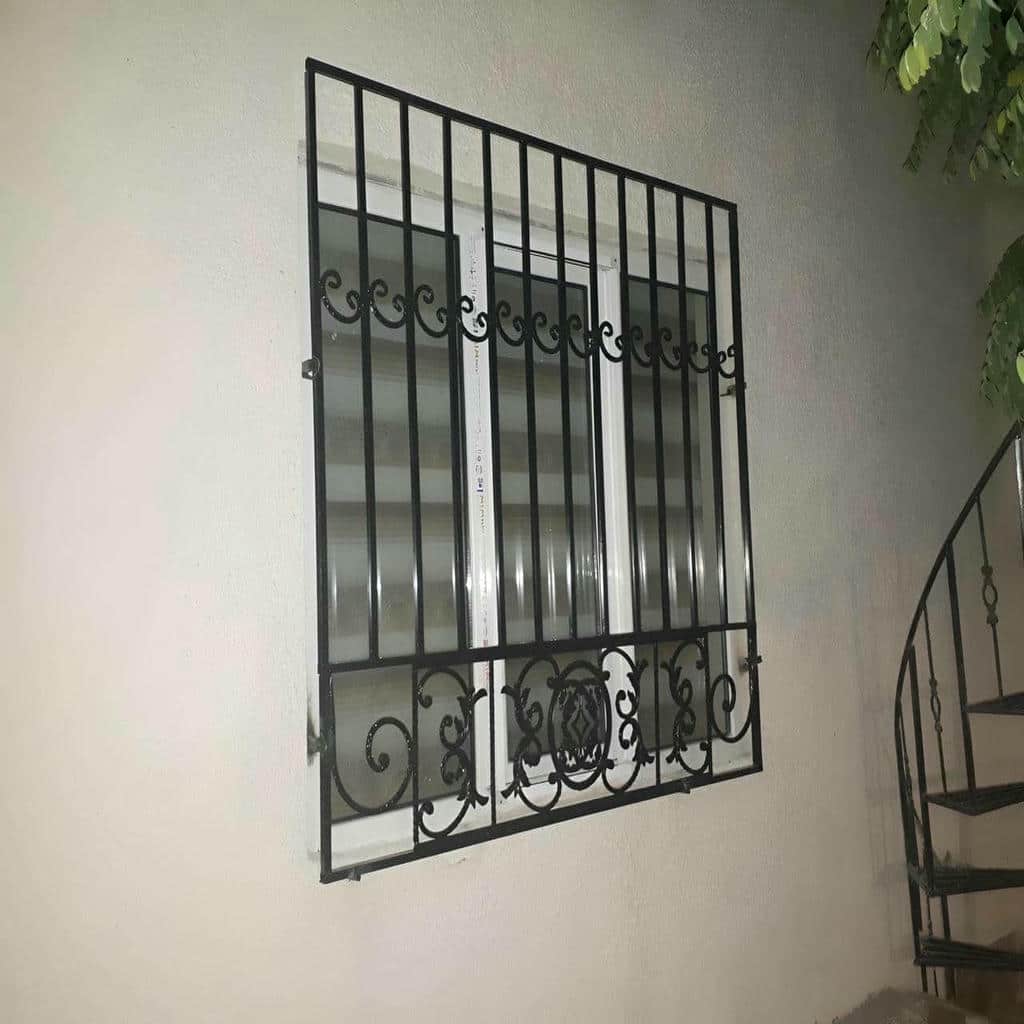 نرده پنجره مدرن ساختمان