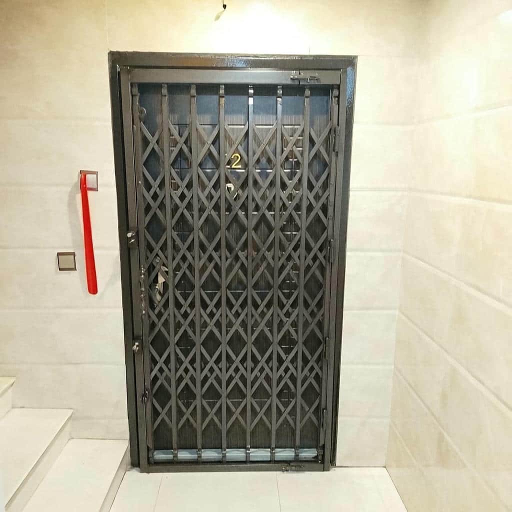 گارد آکاردئونی با قطعات فلزی مقاوم