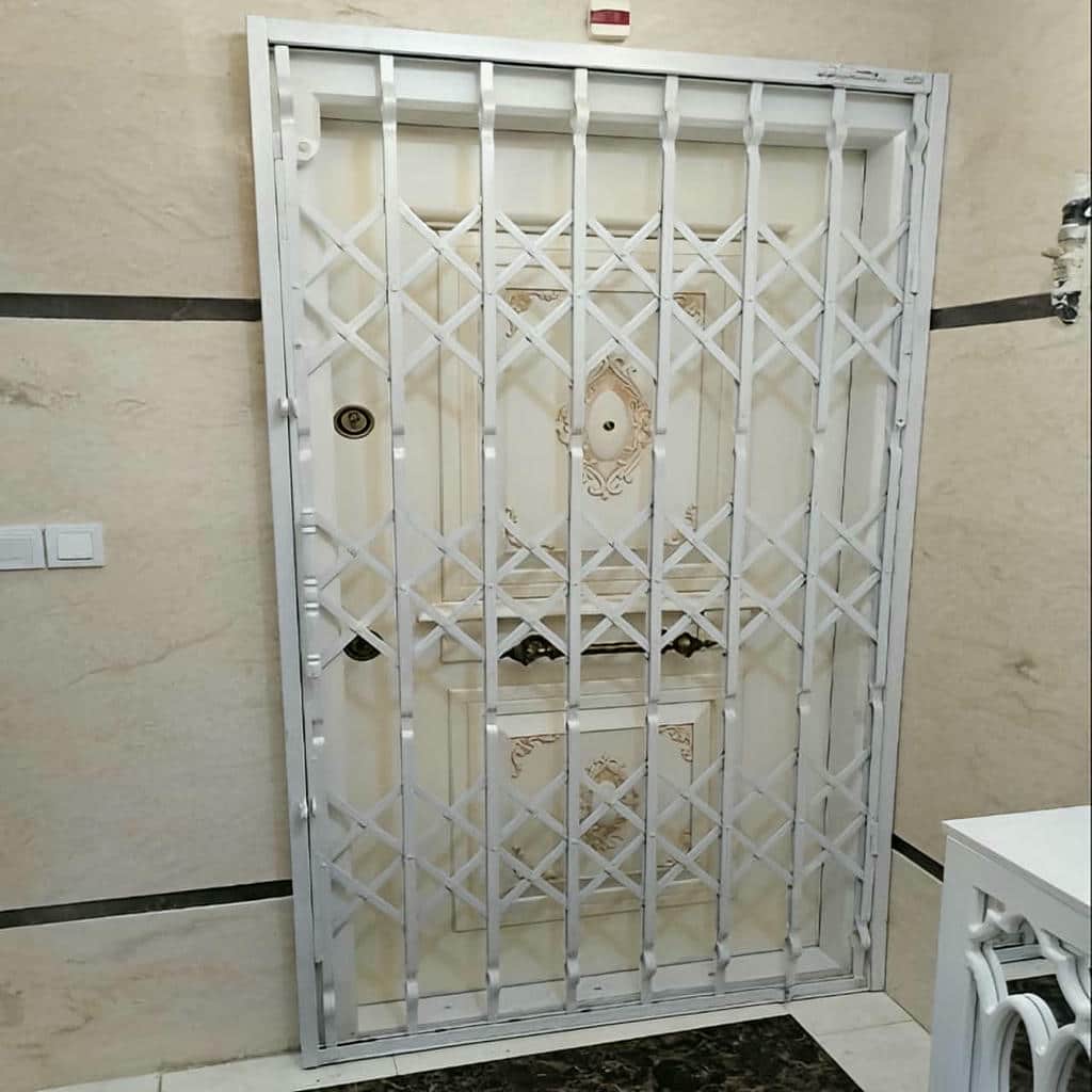 گارد آکاردئونی کرمان با پوشش رنگ کوره ای