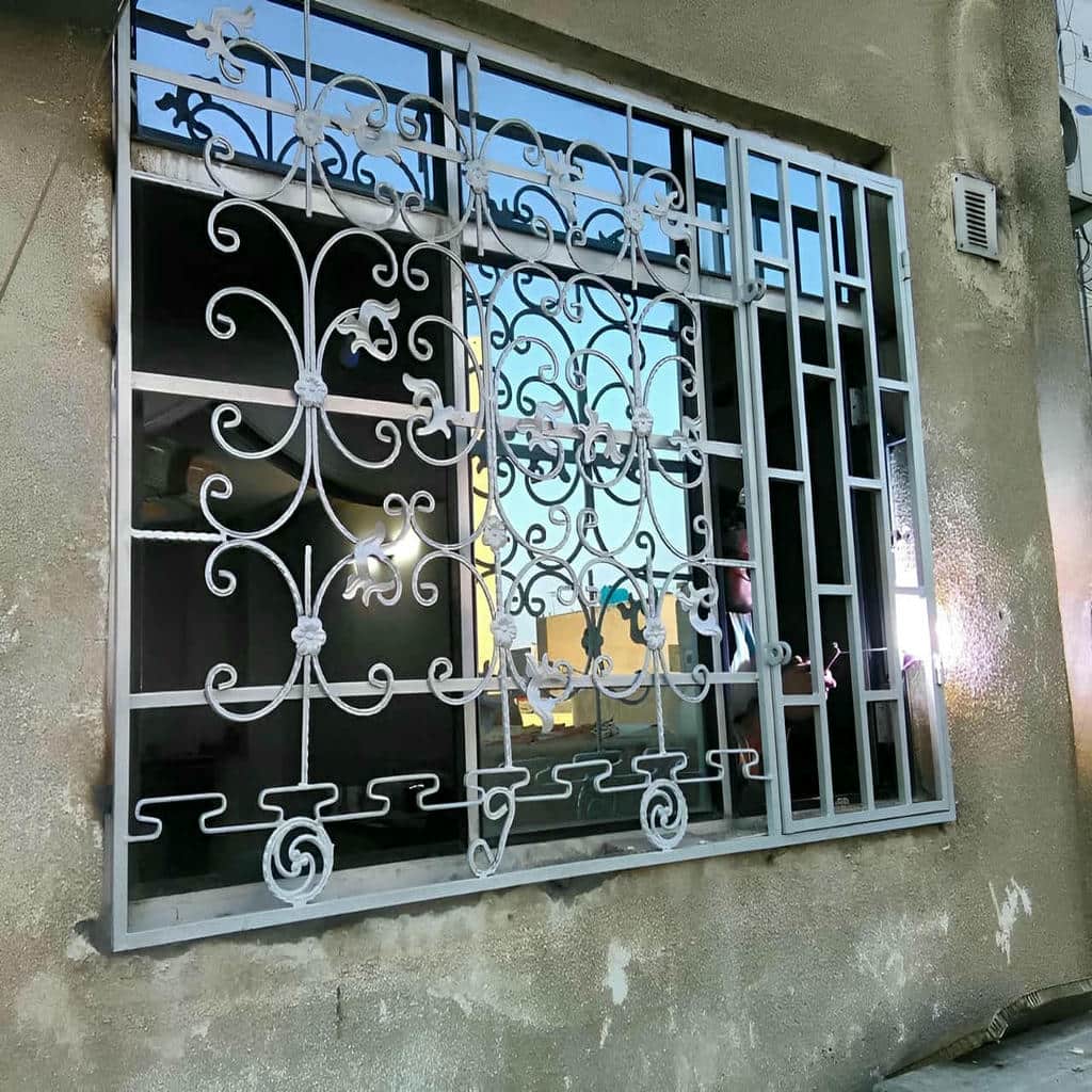 حفاظ پنجره آهنی استان کردستان با پوشش رنگ کوره ای مرکز تخصصی حفاظ پنجره در استان کردستان