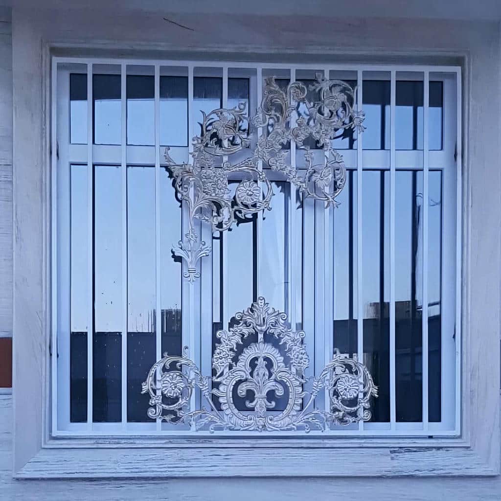 حفاظ پنجره آهنی خرم آباد با طراحی ساده مرکز تخصصی فروش حفاظ پنجره در خرم آباد